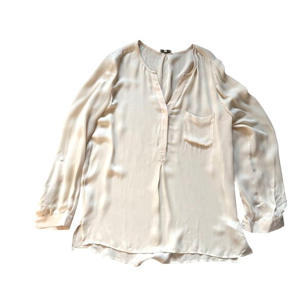 Joie 100% Silk Blouse Top Women's Size Medium Pocket & Roll-Tab Sleeves Cream - Picture 1 of 9